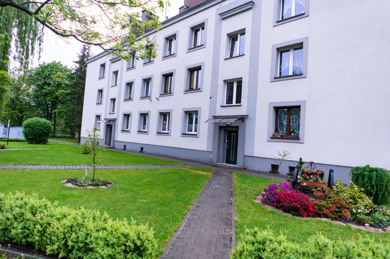 Апартаменти Apartament Przy Bystrzanskiej Бельсько-Бяла Екстер'єр фото